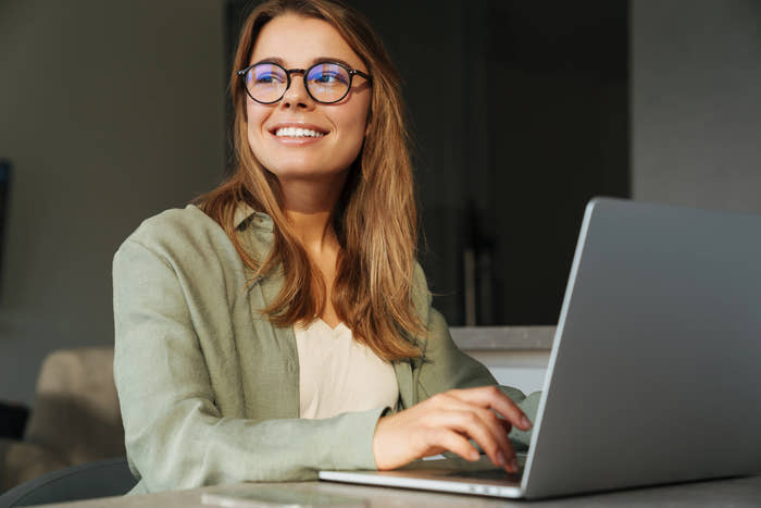 Customer Support Woman