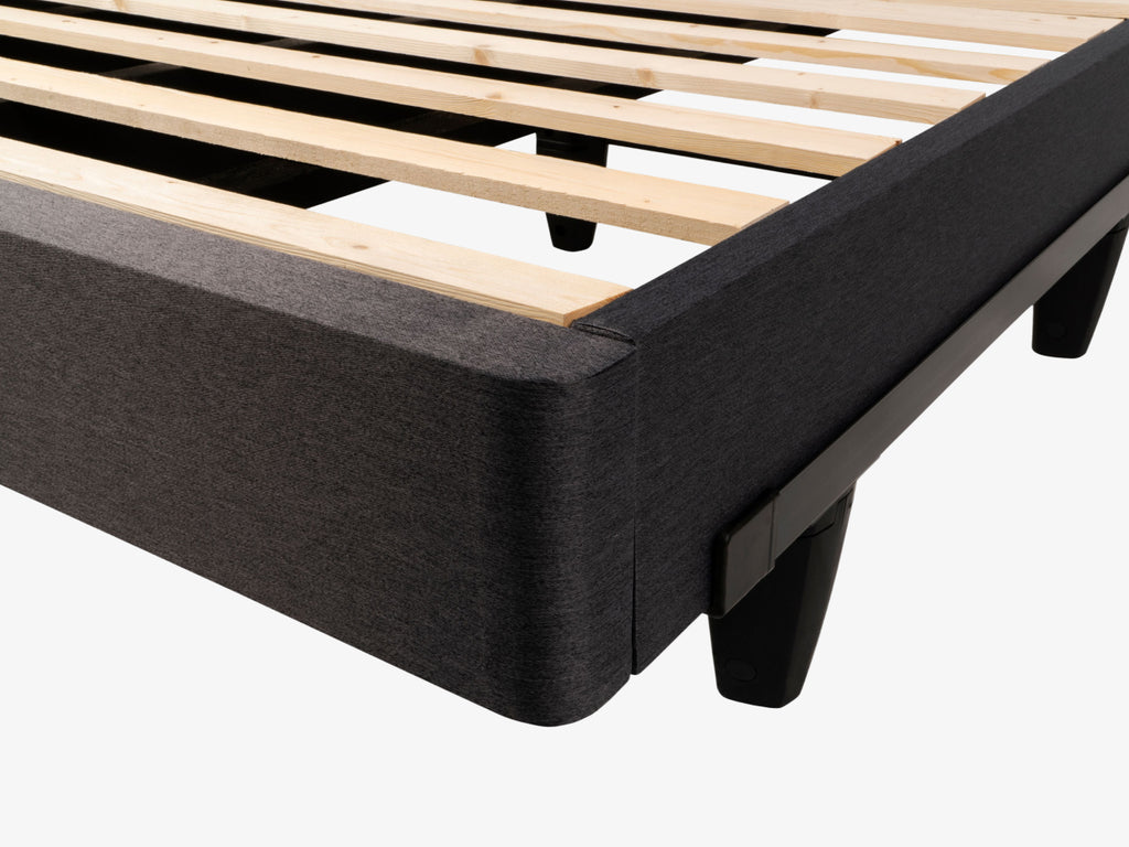 Brooklyn Bedding The Frame close up corner view