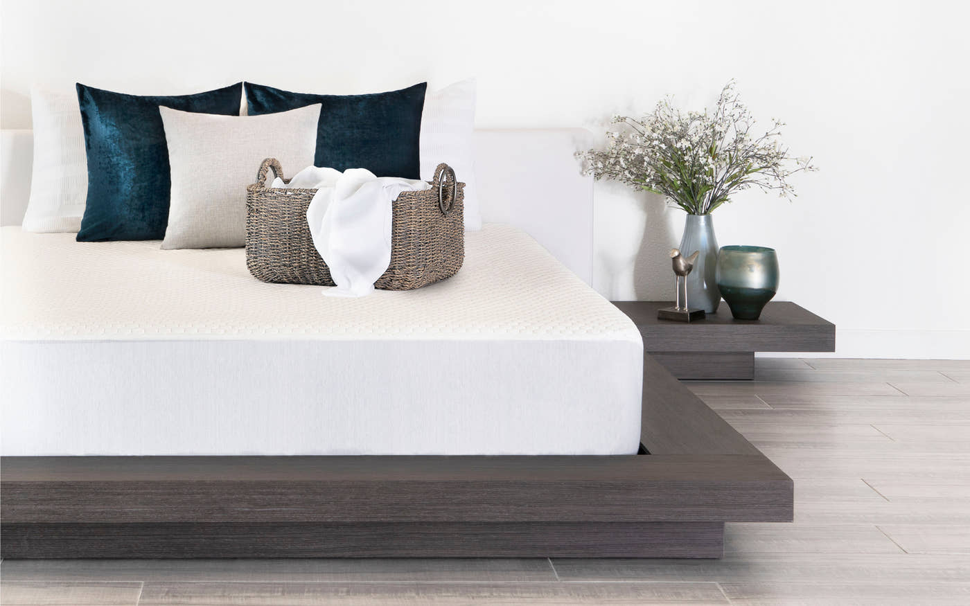 Brooklyn Bedding Luxury Cooling Mattress Protector review 2025: Cleaner sleep for less