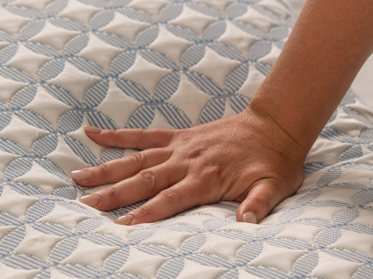 Luxury Cooling Gel Memory Foam Pillow