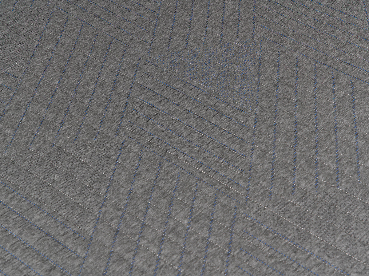 Top fabric of  Brooklyn Bedding Dreamfoam Essential